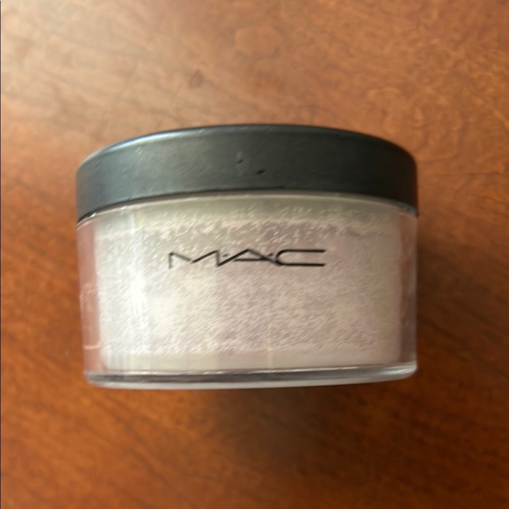 MAC Translucent Makeup Jar - Picture 2 of 4